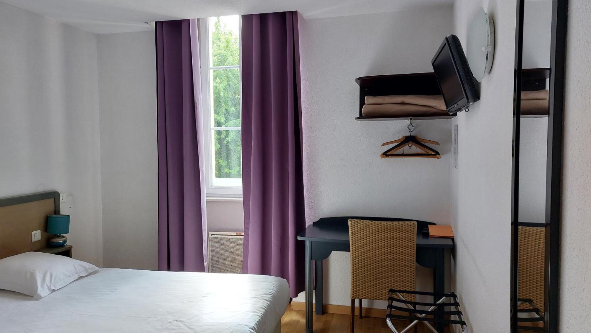 Hotel De France Espalion Εξωτερικό φωτογραφία