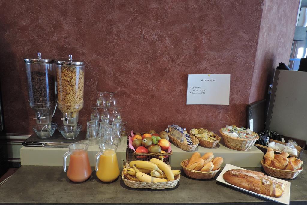 Hotel De France Espalion Εξωτερικό φωτογραφία